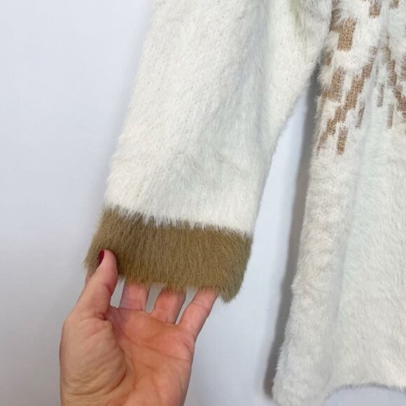 Love Stitch Merrilees Swimwear Lurex Detail Mohair Cardigan Ivory Medium NWT - Picture 10 of 10